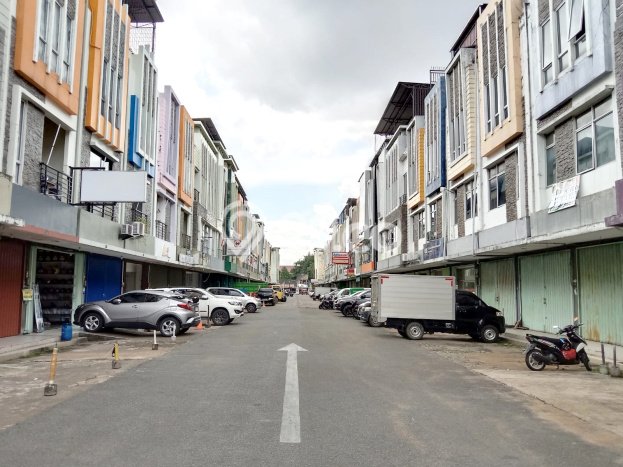 Ruko Komersial Dijual di Pontianak Selatan Pontianak LT 83m2 & LB 219m2 Ruko Komersial Dijual di Pontianak Selatan Pontianak LT 83m2 & LB 219m2