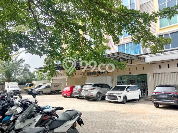 Ruko untuk disewa di Pontianak Tenggara punya LT 180m2 & LB 308m2 harga sewa kompetitif Ruko untuk disewa di Pontianak Tenggara punya LT 180m2 & LB 308m2 harga sewa kompetitif