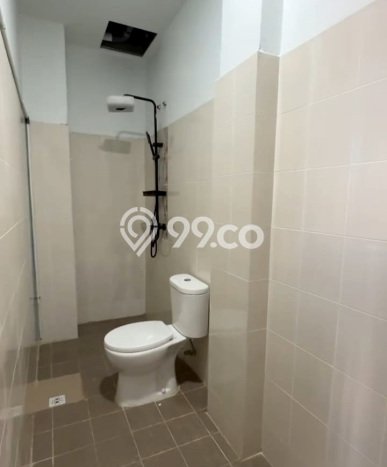 Unit Kost Dijual di Pontianak Kota dengan 55 Kamar Tidur & Luas Bangunan 1967m2 Unit Kost Dijual di Pontianak Kota dengan 55 Kamar Tidur & Luas Bangunan 1967m2