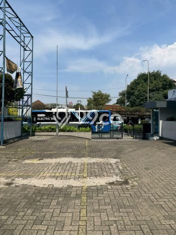 Lokasi Strategis! Dijual Kantor Bisnis di Senen, Jakarta Pusat Kondisi Baik Lokasi Strategis! Dijual Kantor Bisnis di Senen, Jakarta Pusat Kondisi Baik
