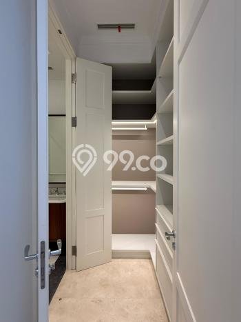 Apartemen Disewakan 3 Kamar Murah Siap Huni di Jakarta Pusat, Luas 193m2 Apartemen Disewakan 3 Kamar Murah Siap Huni di Jakarta Pusat, Luas 193m2