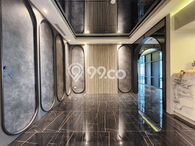LOKASI POTENSIAL! Kantor Disewakan di , Luas 561m2m², Siap Bisnis LOKASI POTENSIAL! Kantor Disewakan di , Luas 561m2m², Siap Bisnis