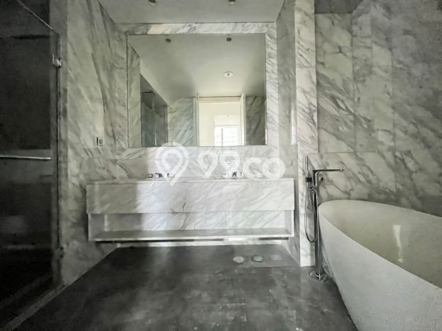 Apartemen Strategis 351m2 di SCBD Jakarta Selatan 3 Bedroom Apartemen Strategis 351m2 di SCBD Jakarta Selatan 3 Bedroom