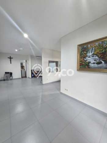 Ready to Use! Premium House LT 270m2 Desain Elegan di Bintaro Ready to Use! Premium House LT 270m2 Desain Elegan di Bintaro