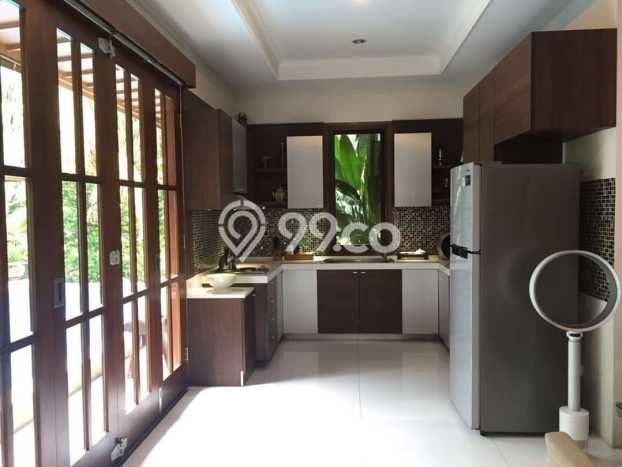 Rumah Elit Modern Siap Huni di Lebak Bulus Jakarta Selatan Rumah Elit Modern Siap Huni di Lebak Bulus Jakarta Selatan
