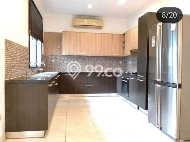 Rumah Luxury Modern Tanpa Renovasi di Kemang Jakarta Selatan Rumah Luxury Modern Tanpa Renovasi di Kemang Jakarta Selatan