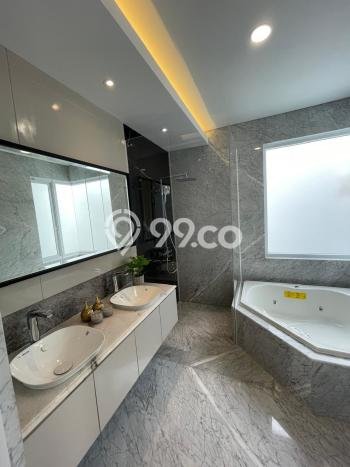 Hunian Mewah Siap Huni LT 250m2 di Pagedangan, Tangerang Hunian Mewah Siap Huni LT 250m2 di Pagedangan, Tangerang