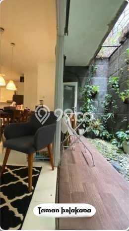 Hunian Elit LB 200m2 Siap Pakai Desain Elegan di Bintaro, Tangerang Selatan Hunian Elit LB 200m2 Siap Pakai Desain Elegan di Bintaro, Tangerang Selatan