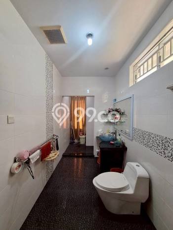 Rumah Asri area Nagoya, Batam, Luas 126m2m² LB 196m2m² Rumah Asri area Nagoya, Batam, Luas 126m2m² LB 196m2m²