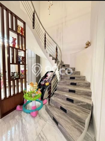 For Sale! Luxury House LT 136m2 Desain Modern di Batam Centre For Sale! Luxury House LT 136m2 Desain Modern di Batam Centre