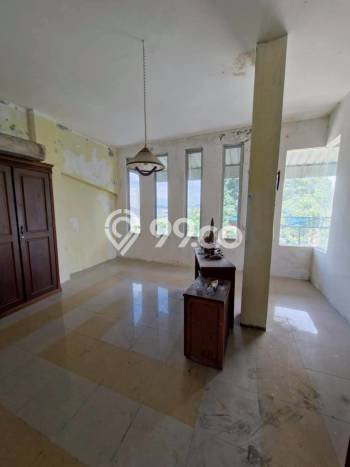 Rumah Lokasi Strategis di Nagoya, Batam, Luas 176m2m² LB 330m2m² Rumah Lokasi Strategis di Nagoya, Batam, Luas 176m2m² LB 330m2m²
