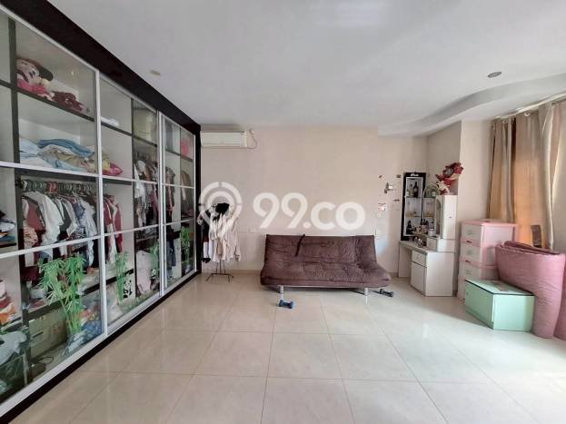 Rumah Asri area Nagoya, Batam, Luas 126m2m² LB 196m2m² Rumah Asri area Nagoya, Batam, Luas 126m2m² LB 196m2m²