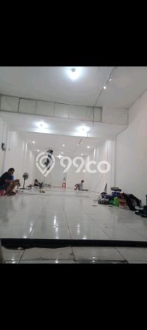 LOKASI STRATEGIS! Ruko Kawasan Ngaliyan, Luas 90m2m², Area Bisnis, Jalan Utama LOKASI STRATEGIS! Ruko Kawasan Ngaliyan, Luas 90m2m², Area Bisnis, Jalan Utama