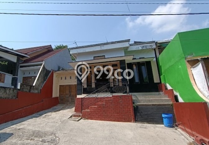 Rumah Bisa KPR 7 Kamar Tidur di Kawasan Perumahan , Semarang Rumah Bisa KPR 7 Kamar Tidur di Kawasan Perumahan , Semarang