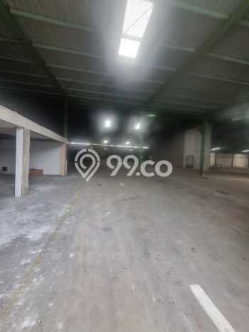Disewakan Gudang di Kawasan Ramai Tugurejo Luas 4700m2 Disewakan Gudang di Kawasan Ramai Tugurejo Luas 4700m2
