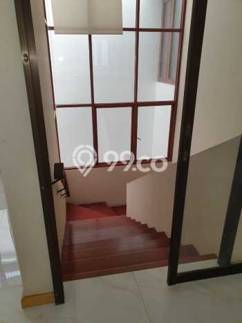 Dijual Rumah Premium dengan Fasilitas Sekitar Komplit di Grogol Petamburan, Jakarta Barat Dijual Rumah Premium dengan Fasilitas Sekitar Komplit di Grogol Petamburan, Jakarta Barat