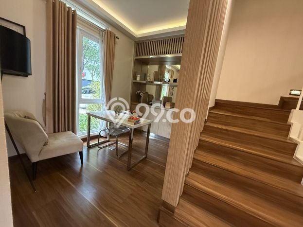 Rumah Eksklusif Siap Huni LT 135m2 di Ciputat, Tangerang Selatan Rumah Eksklusif Siap Huni LT 135m2 di Ciputat, Tangerang Selatan