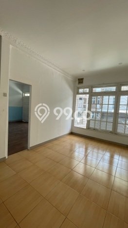 LOKASI STRATEGIS! Rumah di Pluit, Akses ke Stasiun, 4 KM, Luas 363m² LB 500m² LOKASI STRATEGIS! Rumah di Pluit, Akses ke Stasiun, 4 KM, Luas 363m² LB 500m²