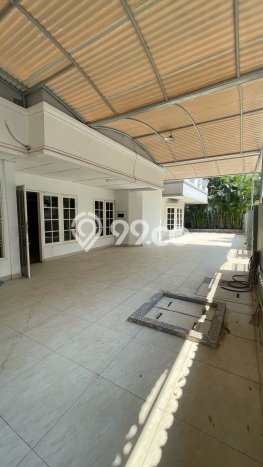 LOKASI STRATEGIS! Rumah di Pluit, Akses ke Stasiun, 4 KM, Luas 363m² LB 500m² LOKASI STRATEGIS! Rumah di Pluit, Akses ke Stasiun, 4 KM, Luas 363m² LB 500m²