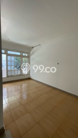 LOKASI STRATEGIS! Rumah di Pluit, Akses ke Stasiun, 4 KM, Luas 363m² LB 500m² LOKASI STRATEGIS! Rumah di Pluit, Akses ke Stasiun, 4 KM, Luas 363m² LB 500m²