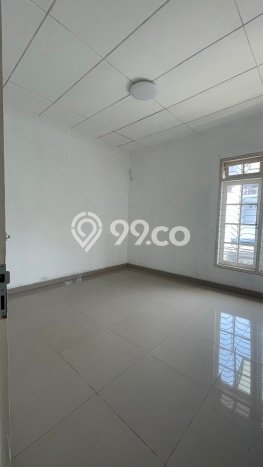 LOKASI STRATEGIS! Rumah di Pluit, Akses ke Stasiun, 4 KM, Luas 363m² LB 500m² LOKASI STRATEGIS! Rumah di Pluit, Akses ke Stasiun, 4 KM, Luas 363m² LB 500m²