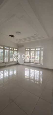 LOKASI STRATEGIS! Rumah di Pluit, Akses ke Stasiun, 4 KM, Luas 363m² LB 500m² LOKASI STRATEGIS! Rumah di Pluit, Akses ke Stasiun, 4 KM, Luas 363m² LB 500m²