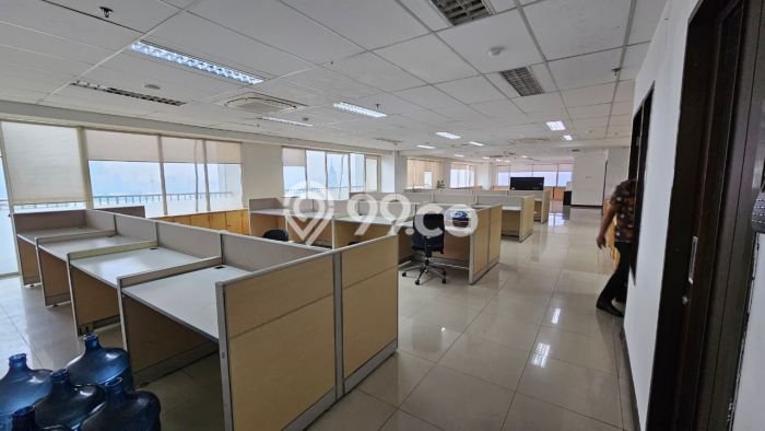 Kantor Bagus Dijual LB 1100m2 Lokasi Strategis Jakarta Barat Area Cocok untuk Bisnis Kantor Bagus Dijual LB 1100m2 Lokasi Strategis Jakarta Barat Area Cocok untuk Bisnis