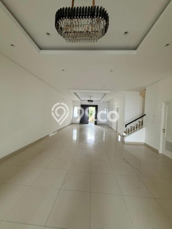 Jarang Ada! Rumah Kontrakan 3 Kamar Nyaman Siap Huni Pantai Indah Kapuk Jarang Ada! Rumah Kontrakan 3 Kamar Nyaman Siap Huni Pantai Indah Kapuk