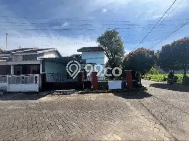 Hunian Cantik Minimalis Lb 49m2 di Lowokwaru, Malang Hunian Cantik Minimalis Lb 49m2 di Lowokwaru, Malang