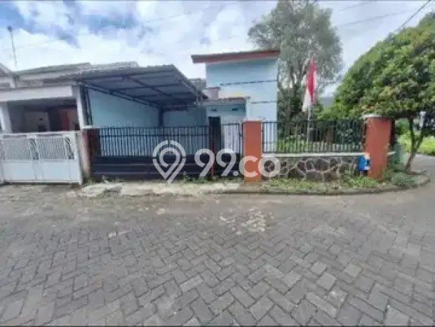 Hunian Cantik Minimalis Lb 49m2 di Lowokwaru, Malang Hunian Cantik Minimalis Lb 49m2 di Lowokwaru, Malang