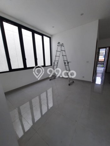 Hunian Mewah LB 200m2 Siap Pakai Desain Elegan di Setra Sari, Bandung Hunian Mewah LB 200m2 Siap Pakai Desain Elegan di Setra Sari, Bandung