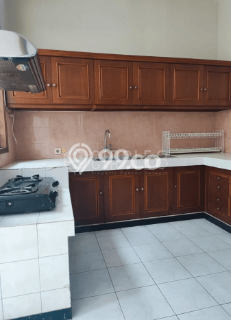 Rumah Mewah Siap Huni LT 168m2 di Batununggal, Bandung Rumah Mewah Siap Huni LT 168m2 di Batununggal, Bandung
