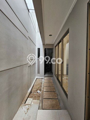 For Sale! Luxury House LT 120m2 Desain Modern di Pantai Indah Kapuk For Sale! Luxury House LT 120m2 Desain Modern di Pantai Indah Kapuk
