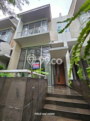 Hunian Mewah LB 360m2 Siap Huni Desain Elegan di Kedoya, Jakarta Barat Hunian Mewah LB 360m2 Siap Huni Desain Elegan di Kedoya, Jakarta Barat
