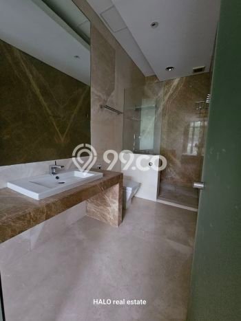 Hunian Mewah LB 360m2 Siap Huni Desain Elegan di Kedoya, Jakarta Barat Hunian Mewah LB 360m2 Siap Huni Desain Elegan di Kedoya, Jakarta Barat