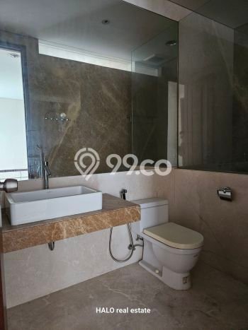 Hunian Mewah LB 360m2 Siap Huni Desain Elegan di Kedoya, Jakarta Barat Hunian Mewah LB 360m2 Siap Huni Desain Elegan di Kedoya, Jakarta Barat