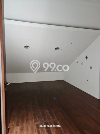 Hunian Mewah LB 360m2 Siap Huni Desain Elegan di Kedoya, Jakarta Barat Hunian Mewah LB 360m2 Siap Huni Desain Elegan di Kedoya, Jakarta Barat