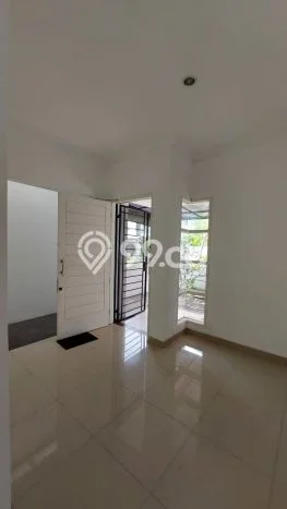 Rumah sewa siap pakai 3 KT di Permata Buana, Jakarta Barat Rumah sewa siap pakai 3 KT di Permata Buana, Jakarta Barat