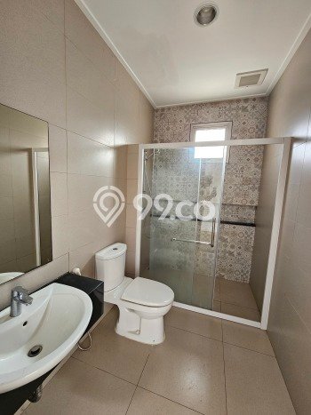 For Sale! Luxury House LT 120m2 Desain Modern di Pantai Indah Kapuk For Sale! Luxury House LT 120m2 Desain Modern di Pantai Indah Kapuk