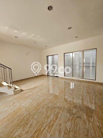 For Sale! Luxury House LT 120m2 Desain Modern di Pantai Indah Kapuk For Sale! Luxury House LT 120m2 Desain Modern di Pantai Indah Kapuk