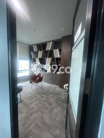 LOKASI PREMIUM! Kantor di Grogol, Luas 321m², Lokasi Niaga LOKASI PREMIUM! Kantor di Grogol, Luas 321m², Lokasi Niaga