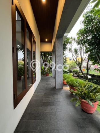 Disewakan Rumah Strategis Harga Murah di Jakarta Selatan Disewakan Rumah Strategis Harga Murah di Jakarta Selatan