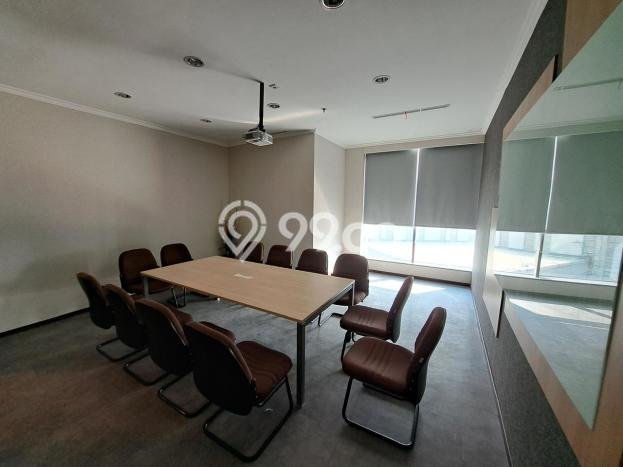 LOKASI PREMIUM! Kantor Area Bisnis di Grogol Petamburan, Luas 281m², Siap Bisnis LOKASI PREMIUM! Kantor Area Bisnis di Grogol Petamburan, Luas 281m², Siap Bisnis