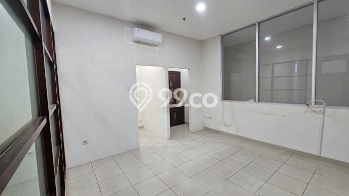 Ruko Disewakan Lokasi Tanah Abang Jakarta Pusat Harga Spesial! Ruko Disewakan Lokasi Tanah Abang Jakarta Pusat Harga Spesial!