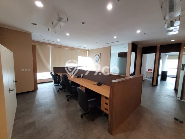 Unit Kantor Dijual di Grogol Petamburan Jakarta Barat Luas Tanah 281m2, Luas Bangunan 281m2 Unit Kantor Dijual di Grogol Petamburan Jakarta Barat Luas Tanah 281m2, Luas Bangunan 281m2