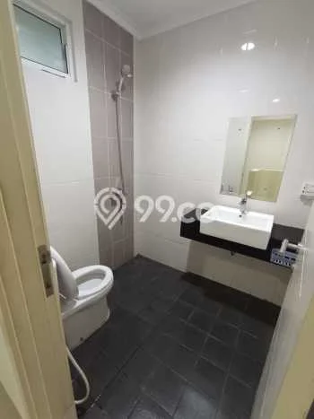 Disewakan! Rumah 2 Kamar Tidur &
2 Kamar Mandi di Gading Serpong, Tangerang Disewakan! Rumah 2 Kamar Tidur &
2 Kamar Mandi di Gading Serpong, Tangerang