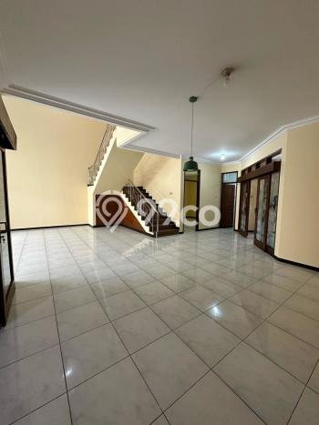 For Sale! Premium House LT 315m2 Desain Modern di Pasteur For Sale! Premium House LT 315m2 Desain Modern di Pasteur