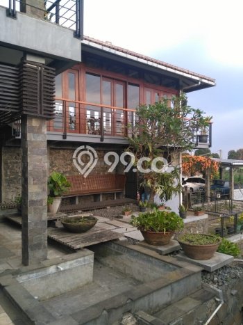 Hunian Elit LB 400m2 Siap Pakai Desain Elegan di Lembang, Bandung Hunian Elit LB 400m2 Siap Pakai Desain Elegan di Lembang, Bandung