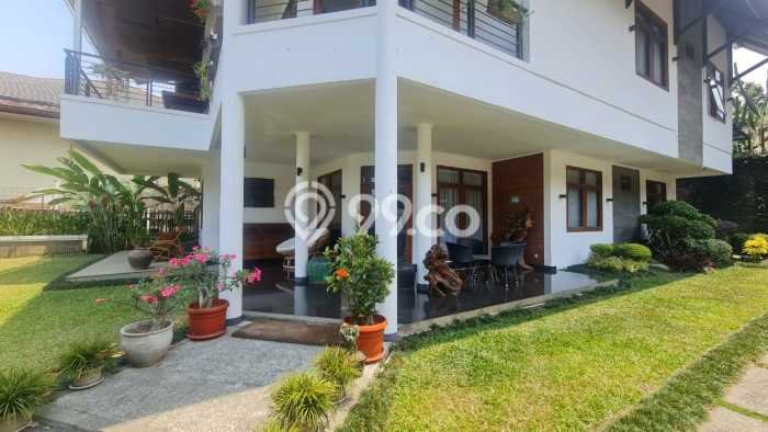 Rumah Luxury Modern Tanpa Renovasi di Setiabudi Bandung Rumah Luxury Modern Tanpa Renovasi di Setiabudi Bandung