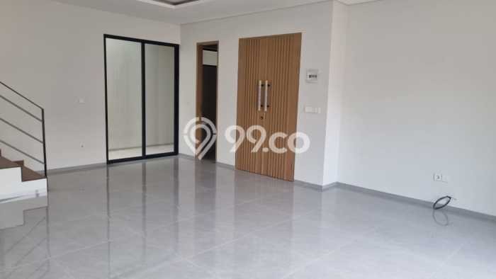 Ready to Use! Luxury House LT 80m2 Desain Elegan di Setra Duta Ready to Use! Luxury House LT 80m2 Desain Elegan di Setra Duta